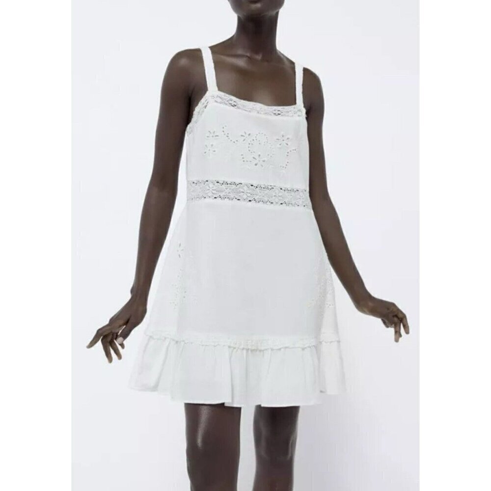 NWT ZARA Women Size M Medium Embroidered Dress 0881/130 White New